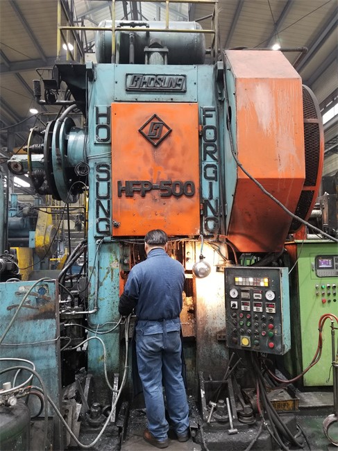 温冷锻压力机